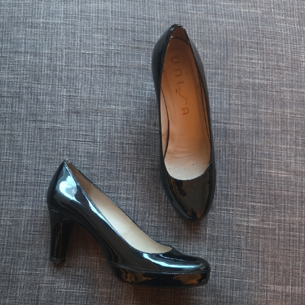 Unisa Black Patent Leather Platform High Heels Shoes